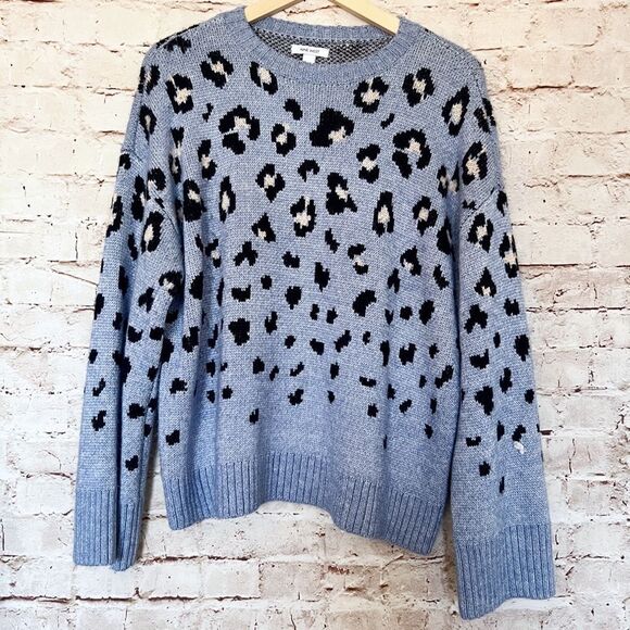 Nine West Sweaters - Nine West leopard flare sleeve sweater